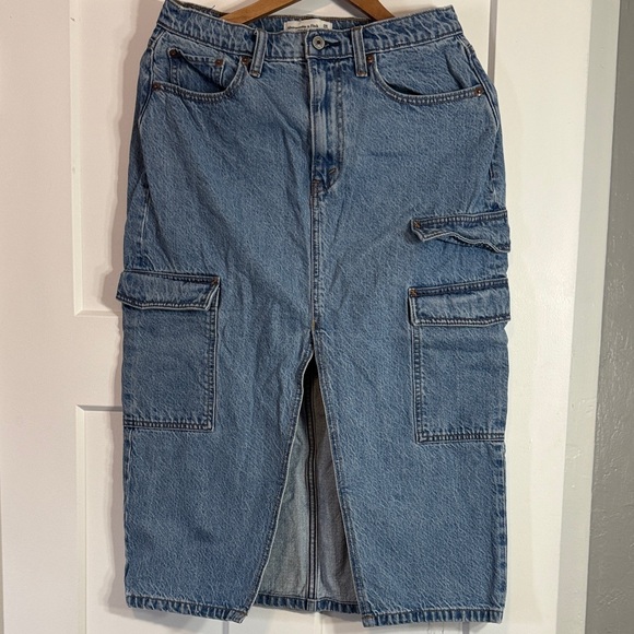 Abercrombie & Fitch Dresses & Skirts - Abercrombie & Fitch Blue Denim Skirt